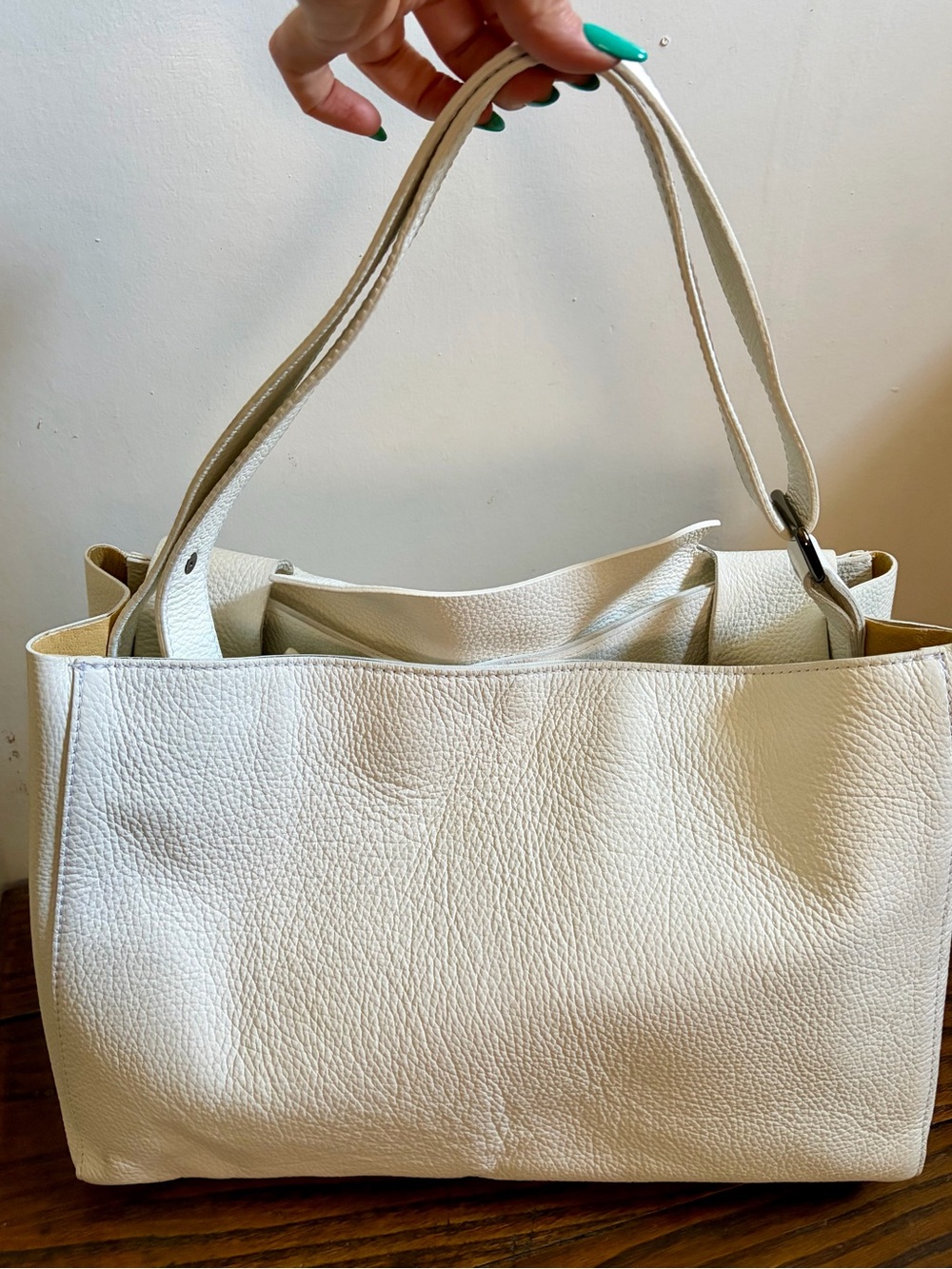 Elegant Ivory Italian Pebbled Leather Satchel - Picture 4 of 8